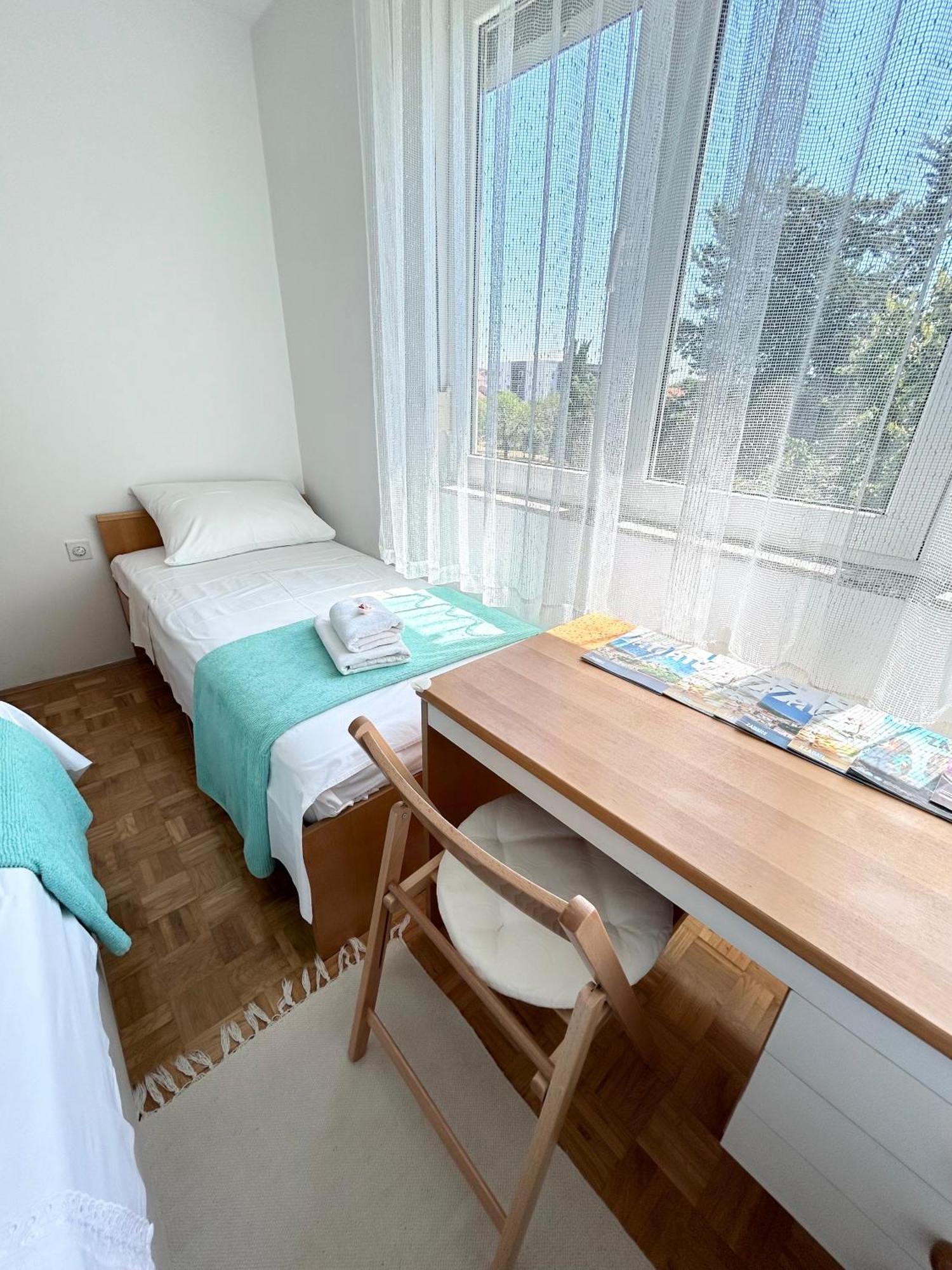 Apartman Mira 자다르 외부 사진